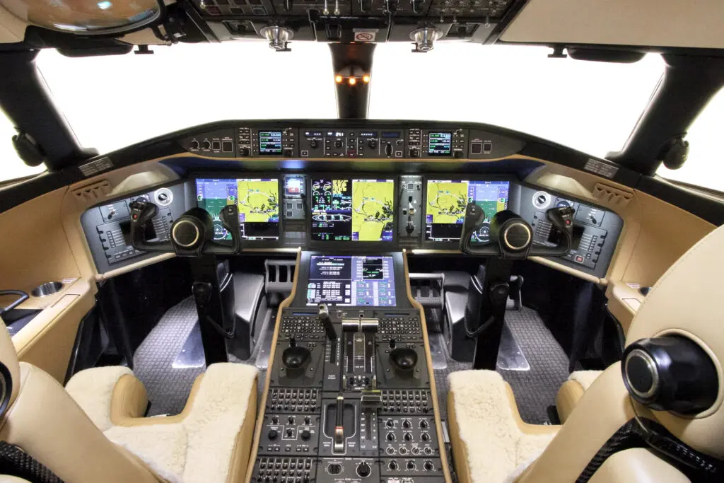 flights-to-strasburgo-Global-5000-1024x683