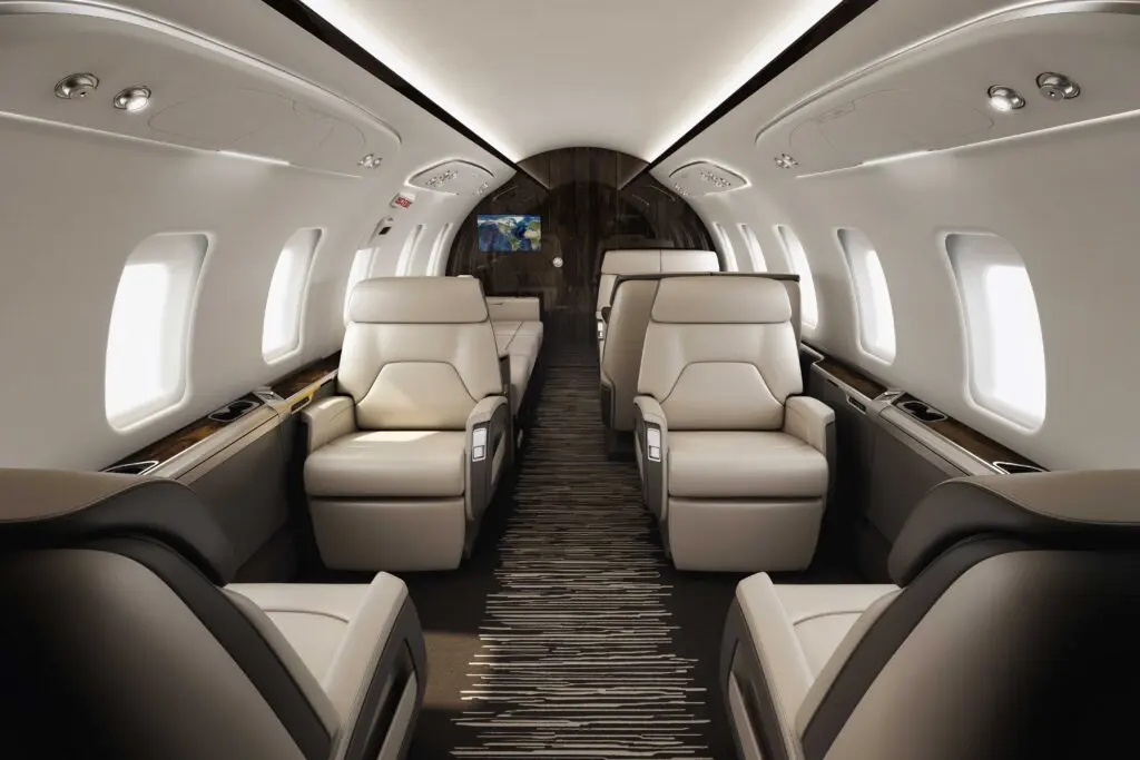 miami-private-jet-Challenger-650-1024x683